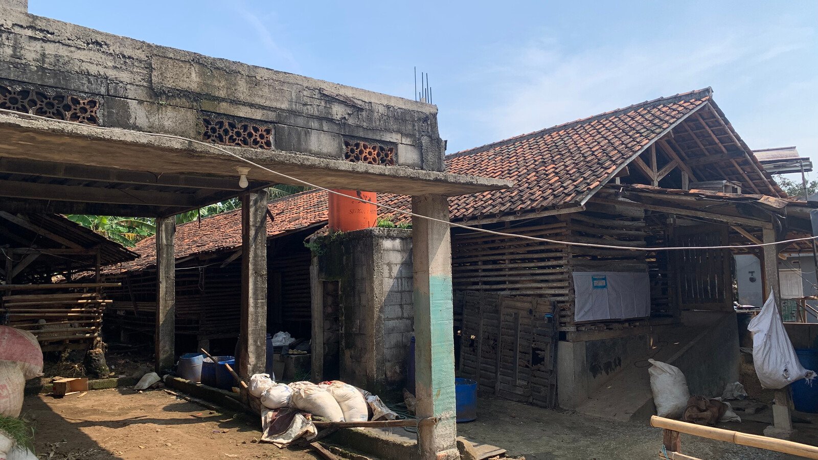 Kandang Qurbanbesar tampak luas